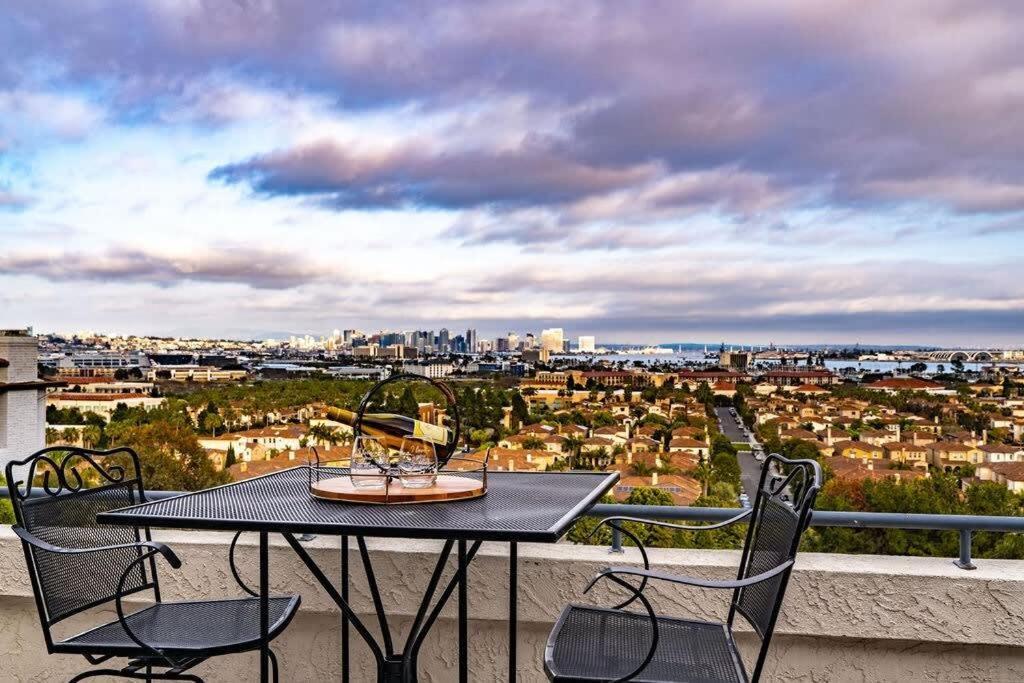 Spacious Beautiful With Stunning Bay Views San Diego