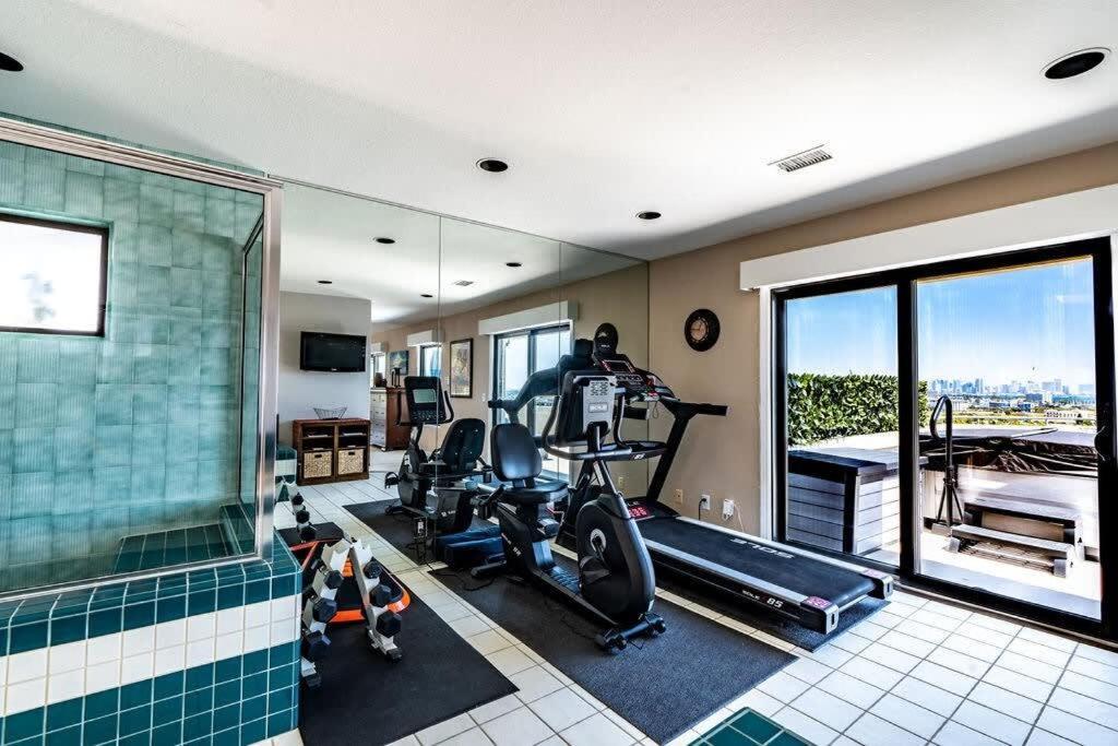 Spacious Beautiful With Stunning Bay Views * San Diego