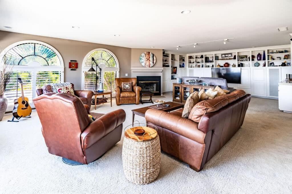 Casa de férias Spacious Beautiful With Stunning Bay Views