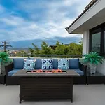 Spacious Beautiful Home With Stunning Bay Views