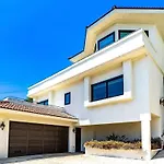 Spacious Beautiful Home With Stunning Bay Views